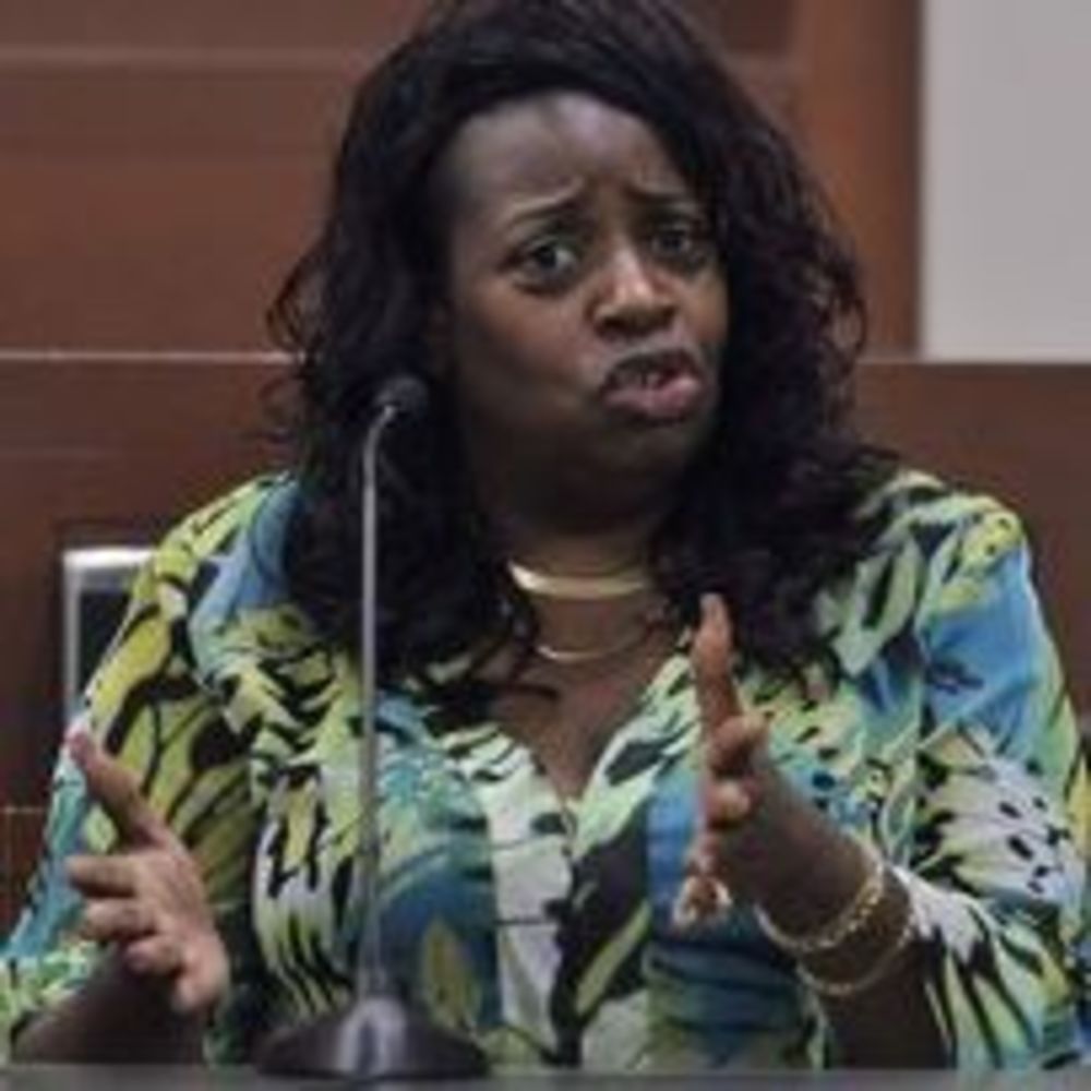 Meet your Posher, Ladorsa